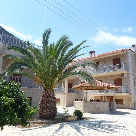 Karantonis House Apartment Leonídion Exterior photo