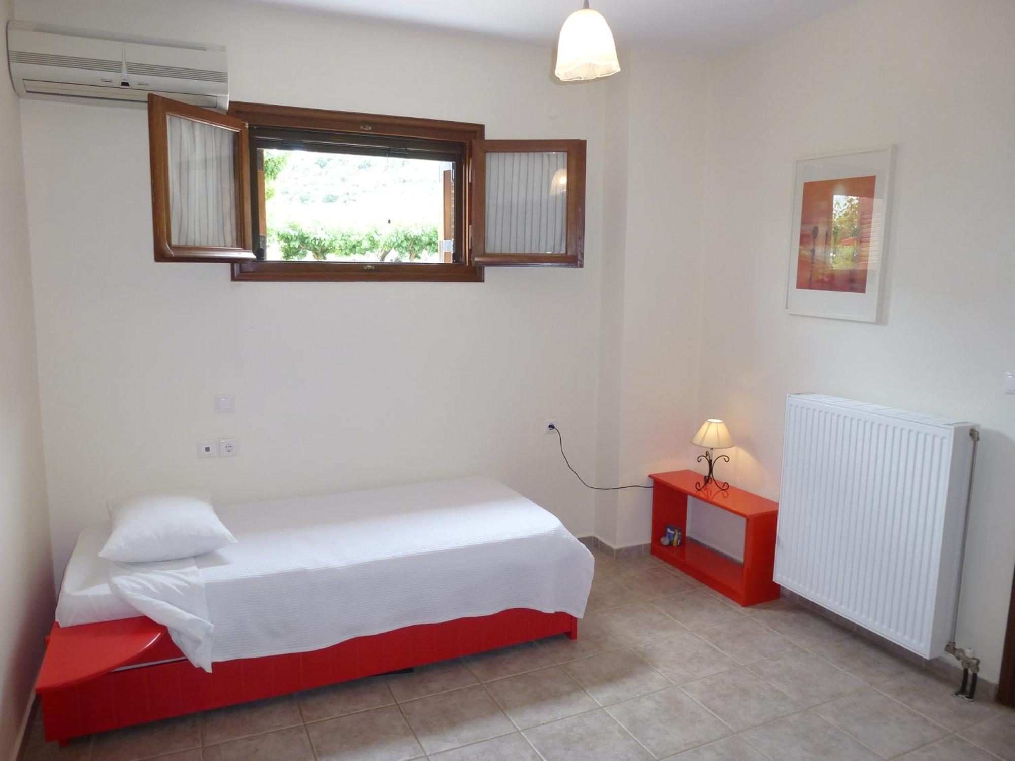 Karantonis House Apartment Leonídion Room photo