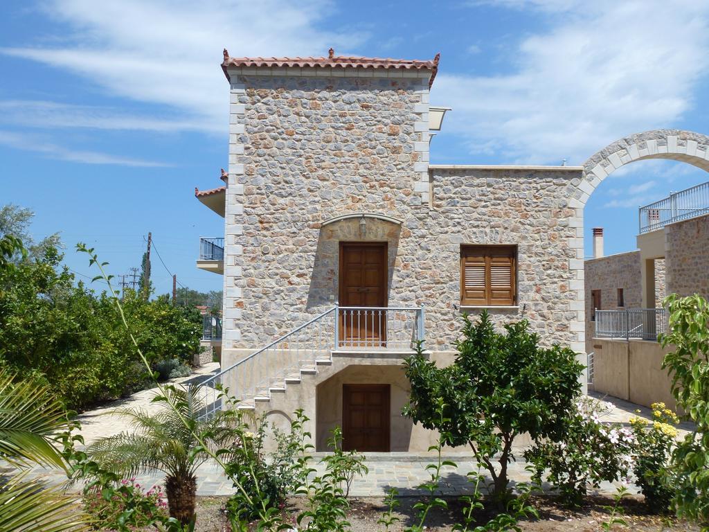 Karantonis House Apartment Leonídion Exterior photo