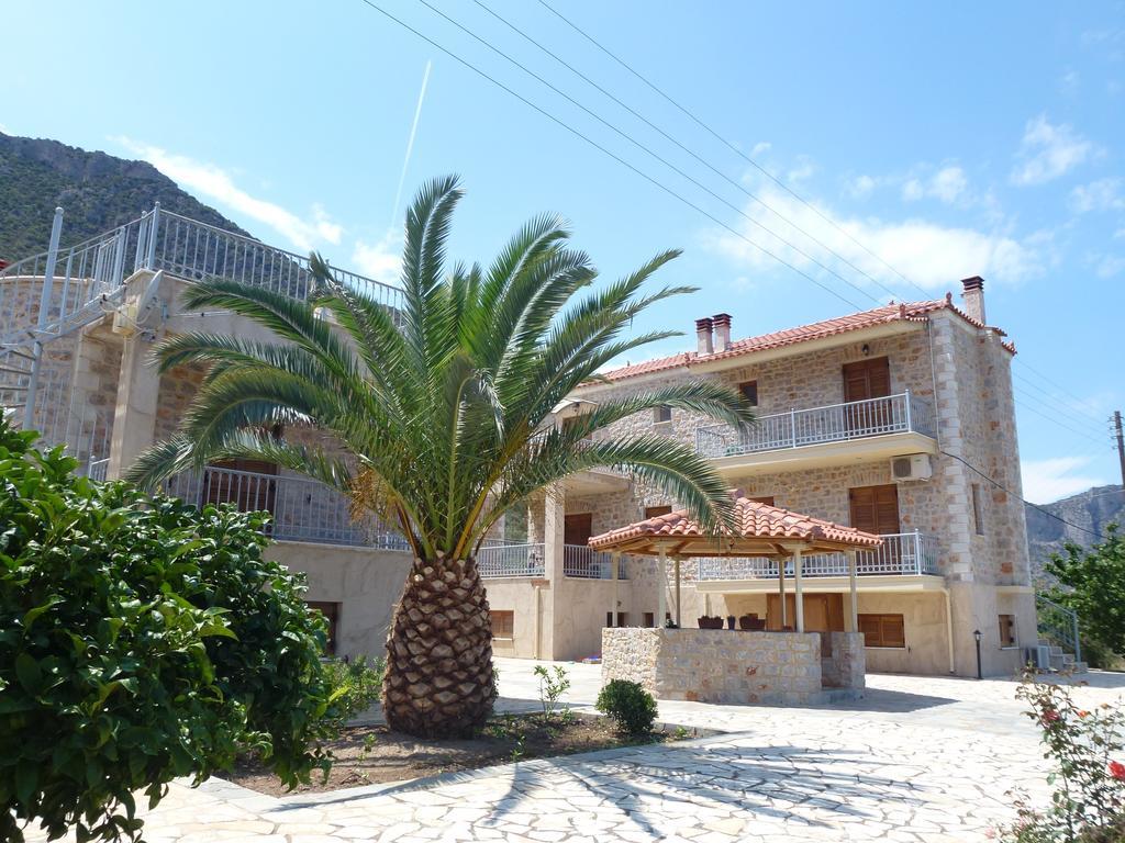 Karantonis House Apartment Leonídion Exterior photo